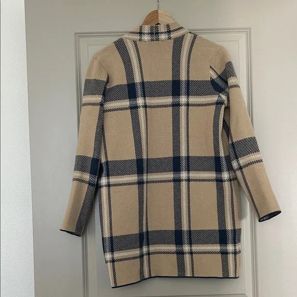 Ann Taylor Beige and Black Plaid Blazer - Picture 9 of 14